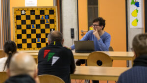 Großmeister bringt die Köpfe zum Rauchen