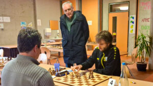 "Zweite" weiter auf Kurs